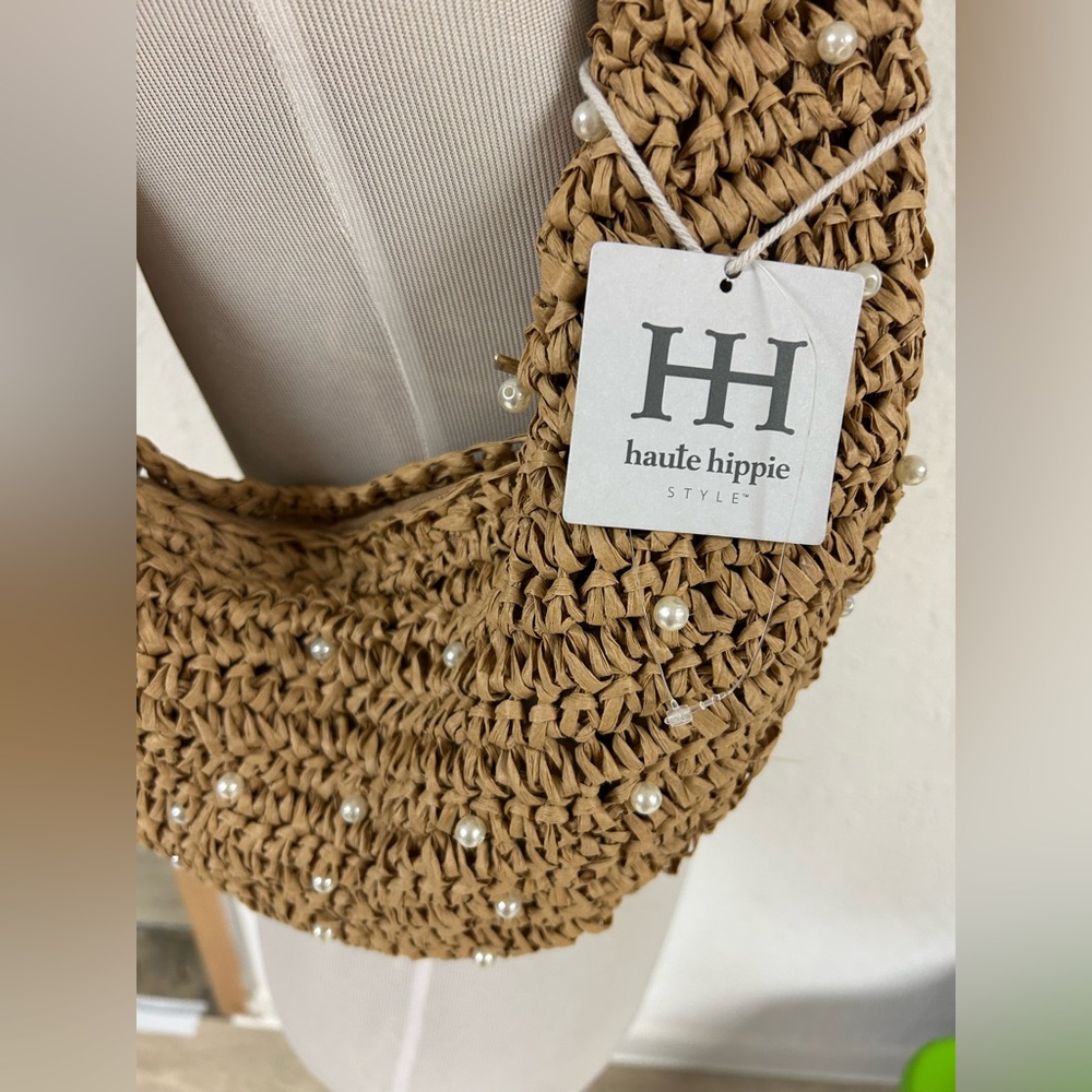 NWT Haute Hippie Straw Pearl-Embellished Woven Shoulder Hobo Bag in Natural Tan - Picture 7 of 12